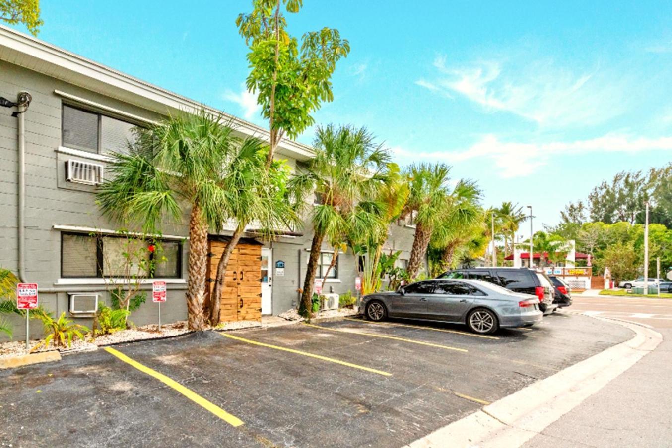 Boutique Beach Retreat سانت بيتي بيتش المظهر الخارجي الصورة