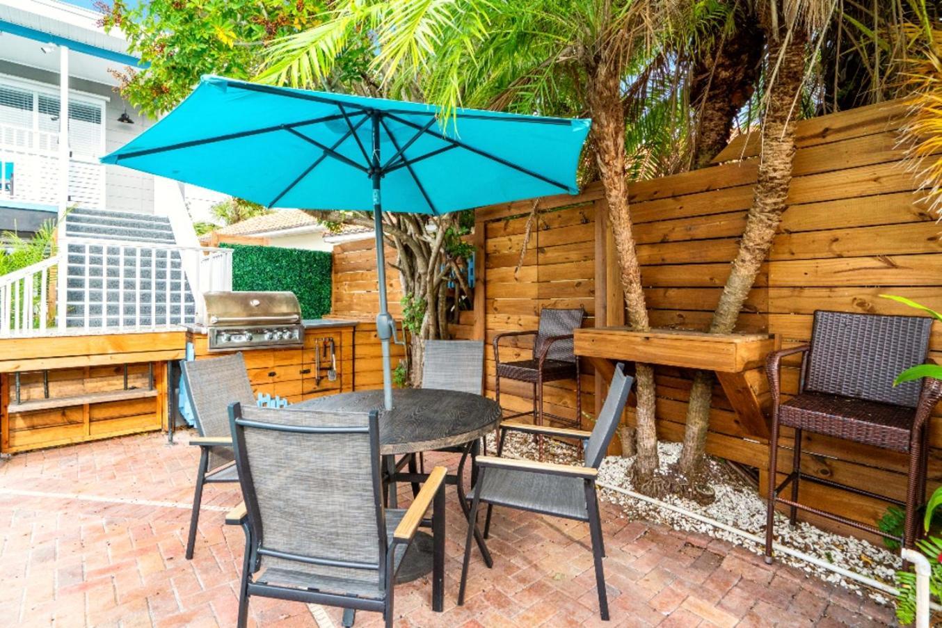 Boutique Beach Retreat سانت بيتي بيتش المظهر الخارجي الصورة